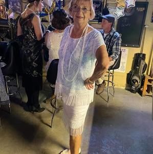 Meet your Posher, Connie